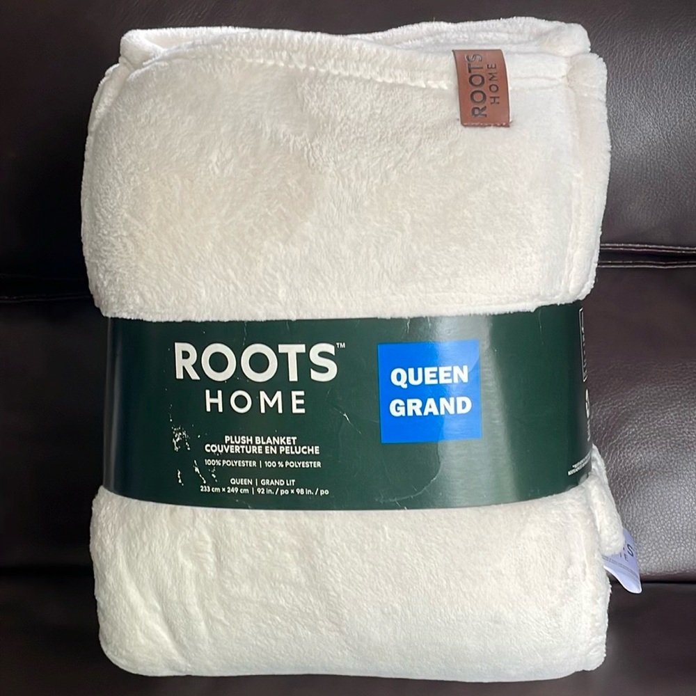 Roots Queen Size Blanket